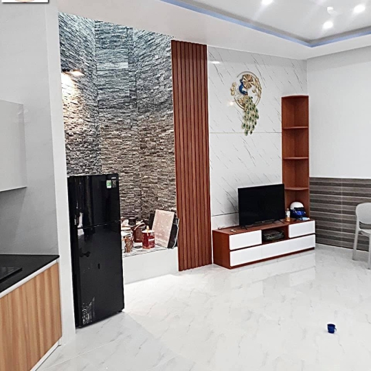 NHÀ ANH HUY CHỊ TRINH - Khu phố Bà Triệu, phường 7, thành phố Tuy Hòa, tỉnh Phú Yên