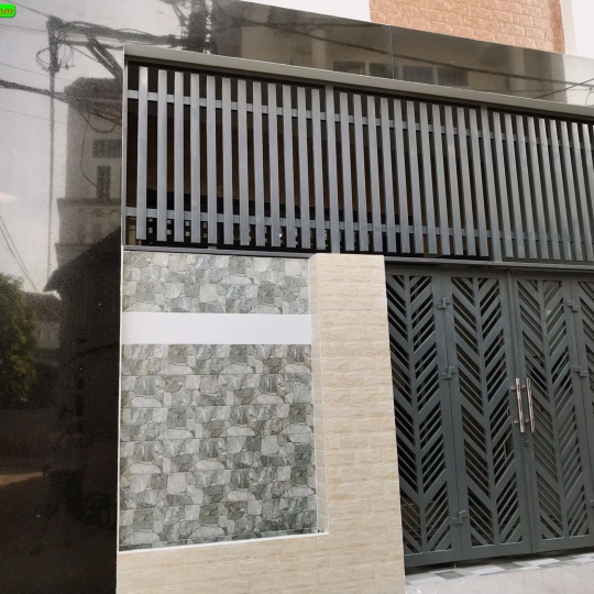 NHÀ ANH HUY CHỊ TRINH - Khu phố Bà Triệu, phường 7, thành phố Tuy Hòa, tỉnh Phú Yên