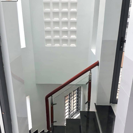 NHÀ ANH HUY CHỊ TRINH - Khu phố Bà Triệu, phường 7, thành phố Tuy Hòa, tỉnh Phú Yên