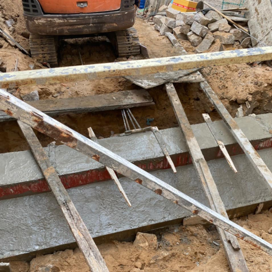 NHÀ ANH MINH CHỊ TUYẾN - Đường NB5 hẻm Lương Văn Chánh , phường 5, tp. Tuy Hoà, tỉnh Phú Yên 