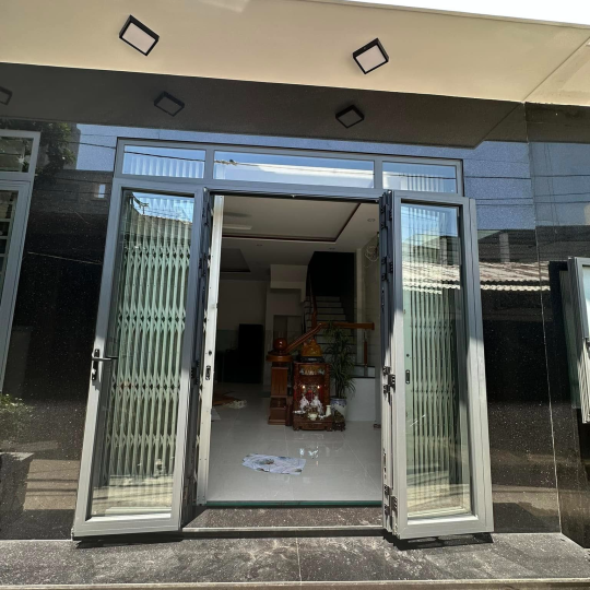 NHÀ ANH XUÂN CHỊ THANH - 05/01 Nguyễn Huệ, phường 2, tp. Tuy Hoà, tỉnh Phú Yên