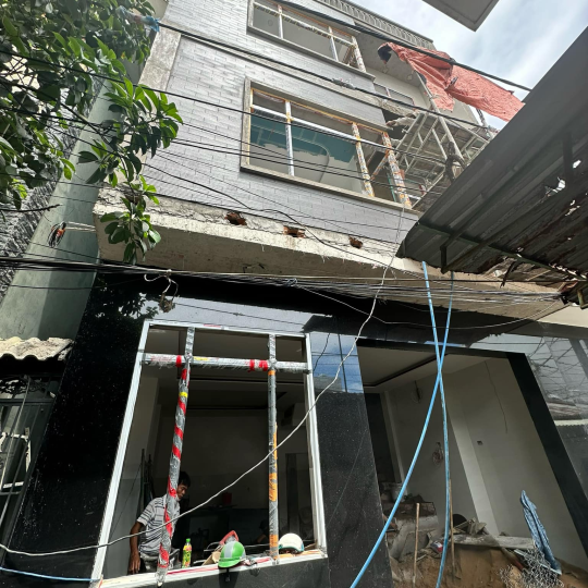 NHÀ ANH XUÂN CHỊ THANH - 05/01 Nguyễn Huệ, phường 2, tp. Tuy Hoà, tỉnh Phú Yên