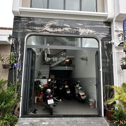 NHÀ ANH LỄ CHỊ DIỄM - 09/72 Trần Phú, phường 2, thành phố Tuy Hoà, tỉnh Phú Yên 