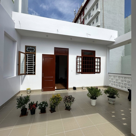 NHÀ ANH TRÌNH CHỊ THẢO - 08/391 Lê Duẩn, phường 7, thành phố Tuy Hoà, tỉnh Phú Yên 