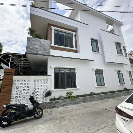 NHÀ ANH TRÌNH CHỊ THẢO - 08/391 Lê Duẩn, phường 7, thành phố Tuy Hoà, tỉnh Phú Yên 