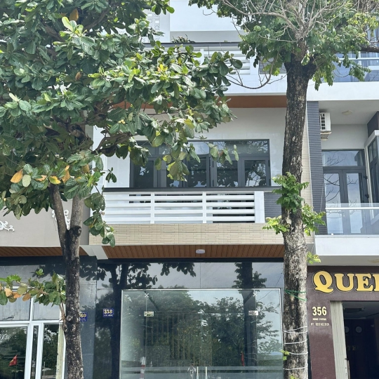 NHÀ CHÚ LÂN - 358 Hùng Vương, phường 7, tp. Tuy Hoà, tỉnh Phú Yên 