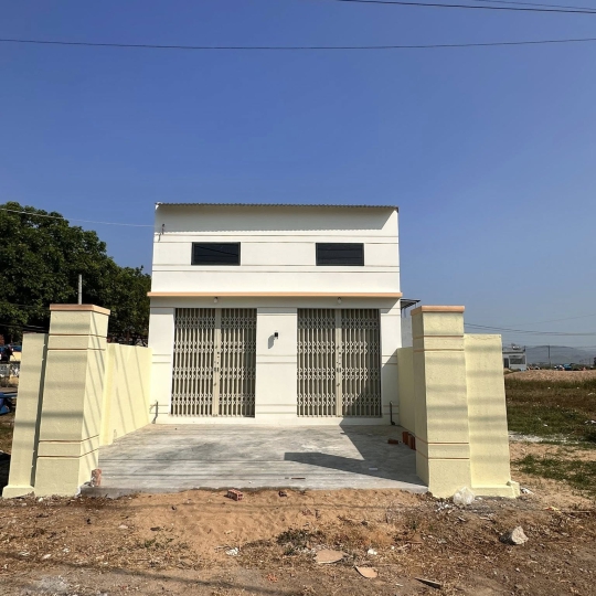 NHÀ ANH TRANG & CHỊ CÔNG - KHU ĐẤU GIÁ HÒA THÀNH - PHƯỜNG ĐÔNG HÒA - ĐẮK LẮK