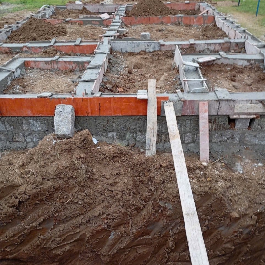 NHÀ ANH TRANG & CHỊ CÔNG - KHU ĐẤU GIÁ HÒA THÀNH - PHƯỜNG ĐÔNG HÒA - ĐẮK LẮK