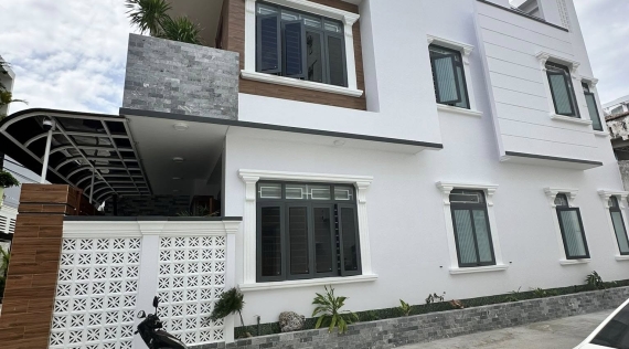 NHÀ ANH TRÌNH CHỊ THẢO - 08/391 Lê Duẩn, phường 7, thành phố Tuy Hoà, tỉnh Phú Yên 